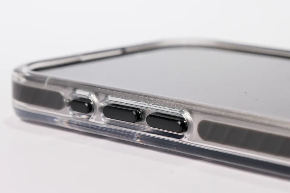 Close-up of the Ultimate + MagSafe case from the screen side: the raised lip around the screen and the side buttons